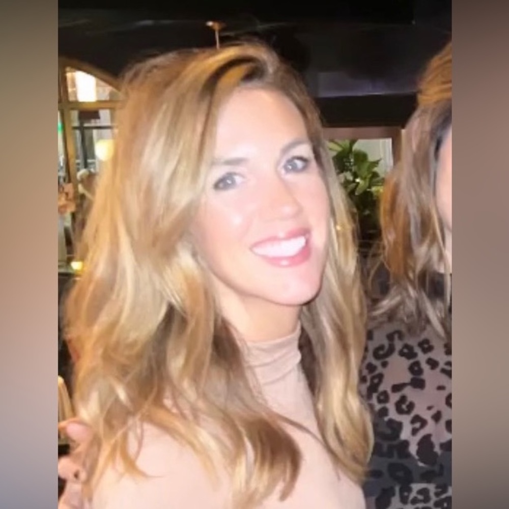 Meet your Posher, Kelly